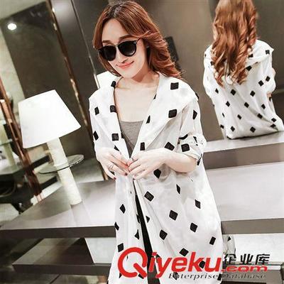 2015夏季韓版幾何波點(diǎn)提花連帽防曬開(kāi)衫批發(fā)指南